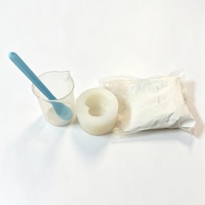 01 plastic measuring cup, plaster powder, mixing spoon, silicone doll mold