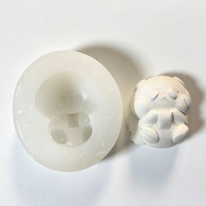06 demold finished white plaster figurine from mold